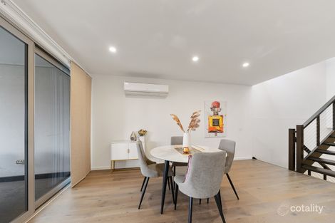 Property photo of 6 Bayleaf Street Berwick VIC 3806