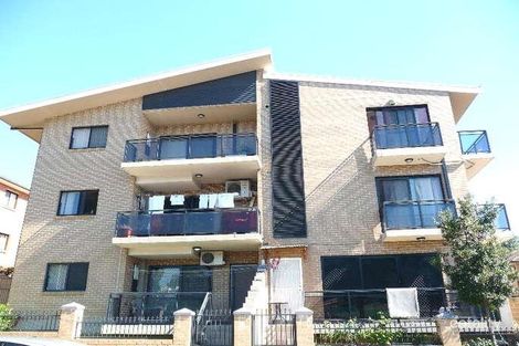 Property photo of 1/31-33 Harrow Road Auburn NSW 2144
