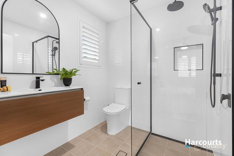 Property photo of 8 Harcourt Parade Macquarie Hills NSW 2285