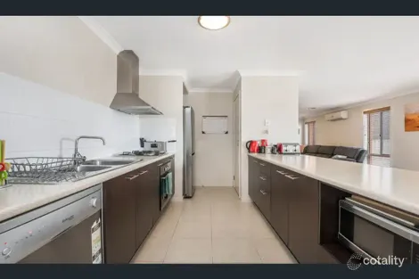 Property photo of 10 Tununga Circuit Kangaroo Flat VIC 3555