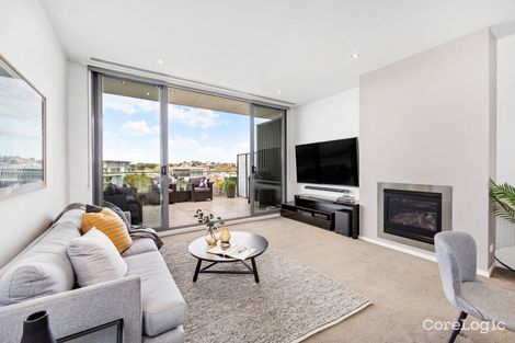 Property photo of 401/20 Pier Lane Maribyrnong VIC 3032