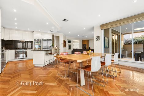 Property photo of 33 Eskdale Road Caulfield North VIC 3161
