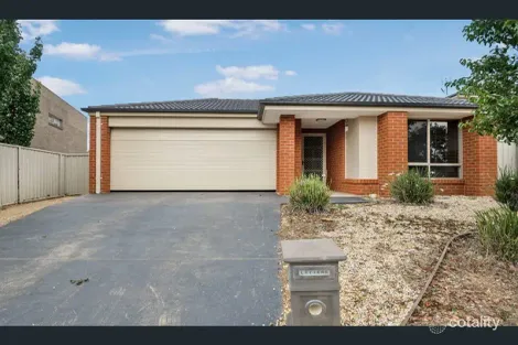 Property photo of 10 Tununga Circuit Kangaroo Flat VIC 3555