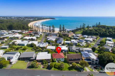 Property photo of 19 High Street Black Head NSW 2430