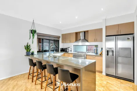 Property photo of 46 Goldsborough Drive Officer VIC 3809