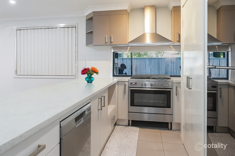 Property photo of 18 Flower Place Richlands QLD 4077