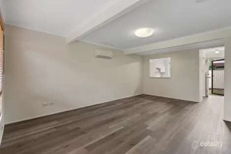 Property photo of 1/39 Bruce Road Woodridge QLD 4114