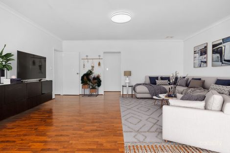 Property photo of 4 Victor Drive Madora Bay WA 6210