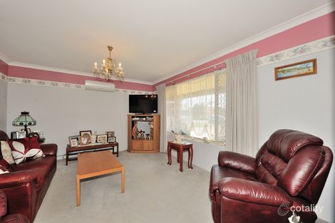 Property photo of 9 Swallow Grove Waikiki WA 6169
