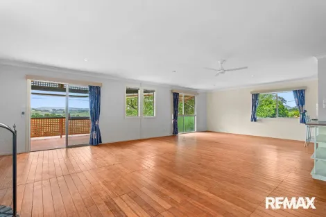 8 Savilles Rd, Nambour, QLD 4560