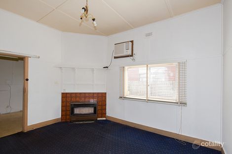 Property photo of 16 Ash Grove Springvale VIC 3171
