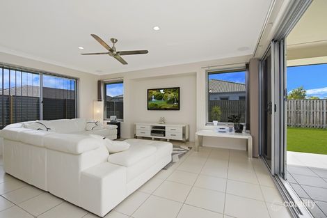 Property photo of 5 Clarence Close Narangba QLD 4504