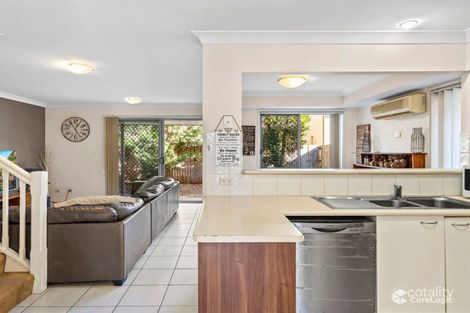 29/2-8 Meadowbrook Dr, Meadowbrook, QLD 4131