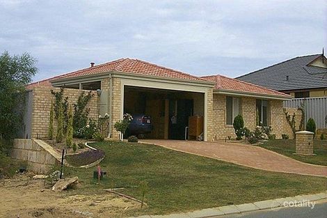 14 Dalzell Turn, Kinross, WA 6028