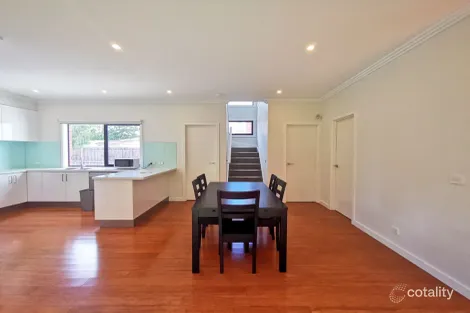 Property photo of 1/1399 North Road Oakleigh East VIC 3166