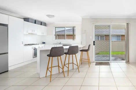 Property photo of 38 Sapphire Drive Rutherford NSW 2320