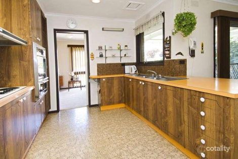 Property photo of 41 Allima Avenue Yallambie VIC 3085