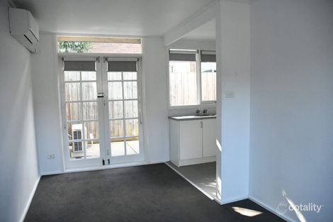 Property photo of 9/12 Navigator Street Maribyrnong VIC 3032
