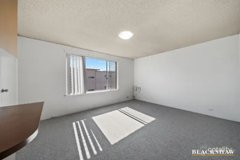 Property photo of 14/15 Crest Road Crestwood NSW 2620