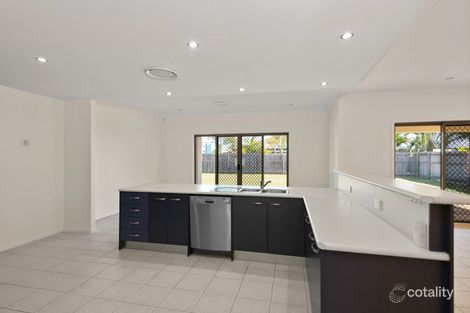 Property photo of 9 Seaeagle Place Banksia Beach QLD 4507