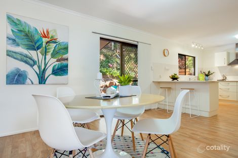 Property photo of 6 Andrea Close Mooroobool QLD 4870