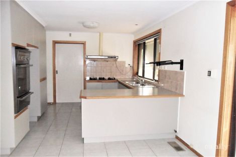 Property photo of 31 St James Avenue Springvale VIC 3171