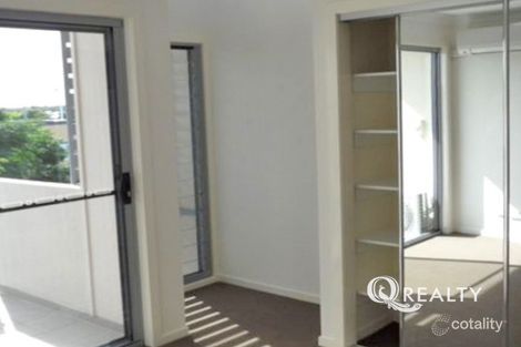 Property photo of 2/15 Zahel Street Carina QLD 4152