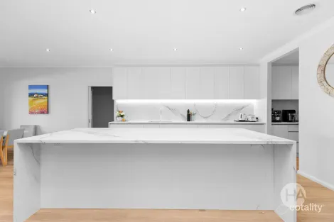 Property photo of 14 Holloway Circuit Botanic Ridge VIC 3977