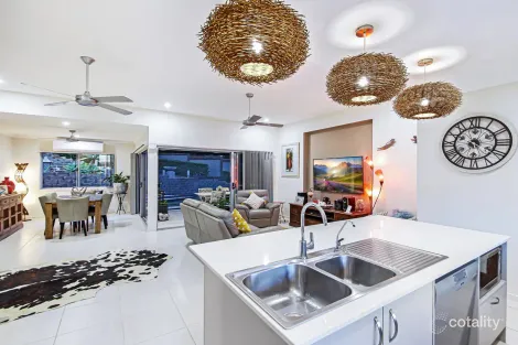 Property photo of 9 Haven Court Mooloolah Valley QLD 4553