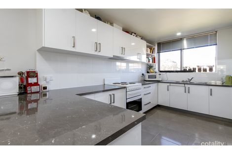 Property photo of 1/168-174 Desailly Street Sale VIC 3850