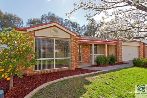 6 Hook Ct, West Wodonga, VIC 3690