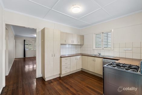 Property photo of 30 Curwen Terrace Chermside QLD 4032