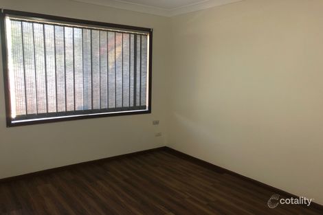 2/3 First Ave, Macquarie Fields, NSW 2564