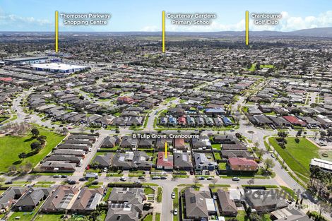Property photo of 8 Tulip Grove Cranbourne VIC 3977