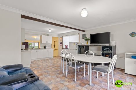 Property photo of 28 Scenic Drive Budgewoi NSW 2262