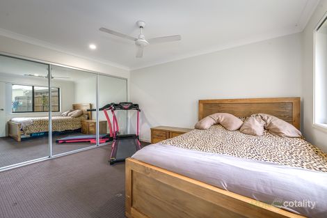 Property photo of 40 Mieka Crescent Pimpama QLD 4209