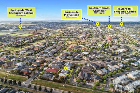 Property photo of 27 Cobaw Circuit Caroline Springs VIC 3023