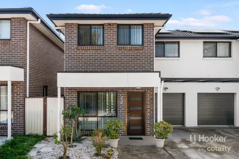 Property photo of 5/283-285 Newbridge Road Chipping Norton NSW 2170