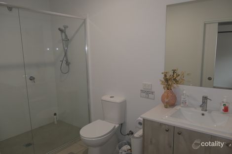 Property photo of 32 Lillypilly Drive Ripley QLD 4306