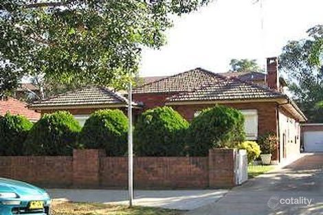13 Wilga St, Fairfield, NSW 2165