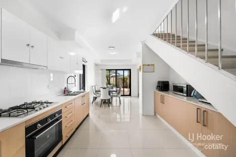 Property photo of 5/283-285 Newbridge Road Chipping Norton NSW 2170
