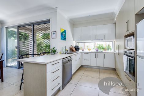 Property photo of 2/9 McWilliam Close Labrador QLD 4215