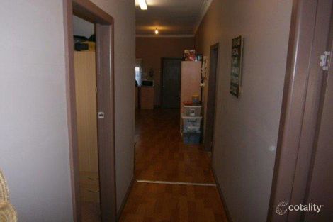 Property photo of 10 Molyneaux Street Warracknabeal VIC 3393