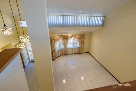 Property photo of 8 Dawson Close Noranda WA 6062