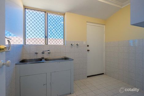Property photo of 8 Dawson Close Noranda WA 6062