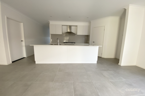Property photo of 98 Naturaliste Way Armstrong Creek VIC 3217