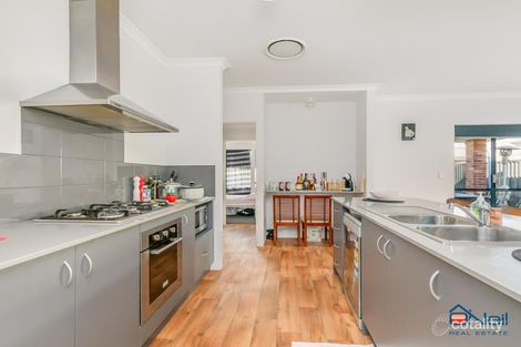 Property photo of 51 Strathclyde Circuit Champion Lakes WA 6111