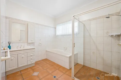 Property photo of 2 Emerald Drive Mildura VIC 3500