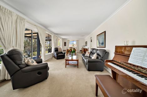 Property photo of 25 McLachlan Crescent Weetangera ACT 2614
