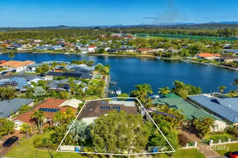 Property photo of 128 Monterey Keys Drive Helensvale QLD 4212